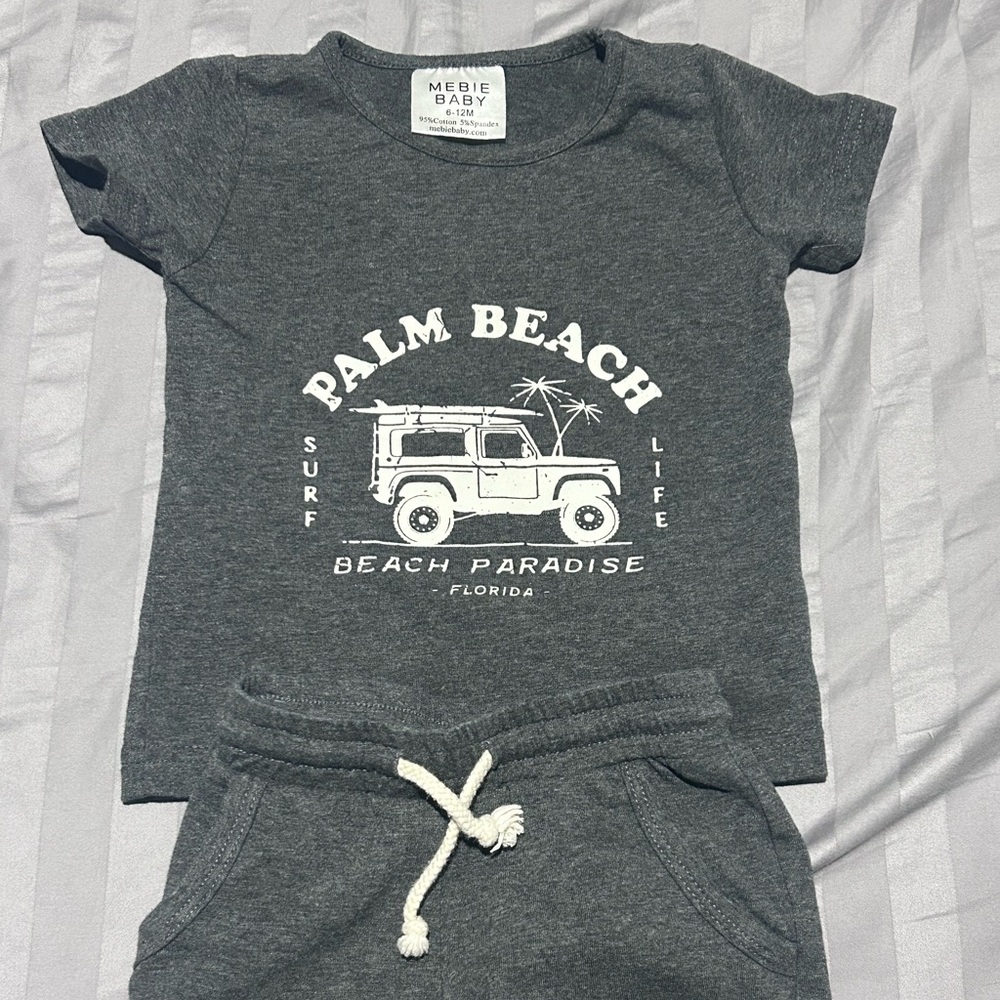 Mebie Baby- Graphic shirt/shorts